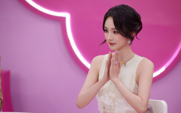 跳来跳去的女人 契诃夫